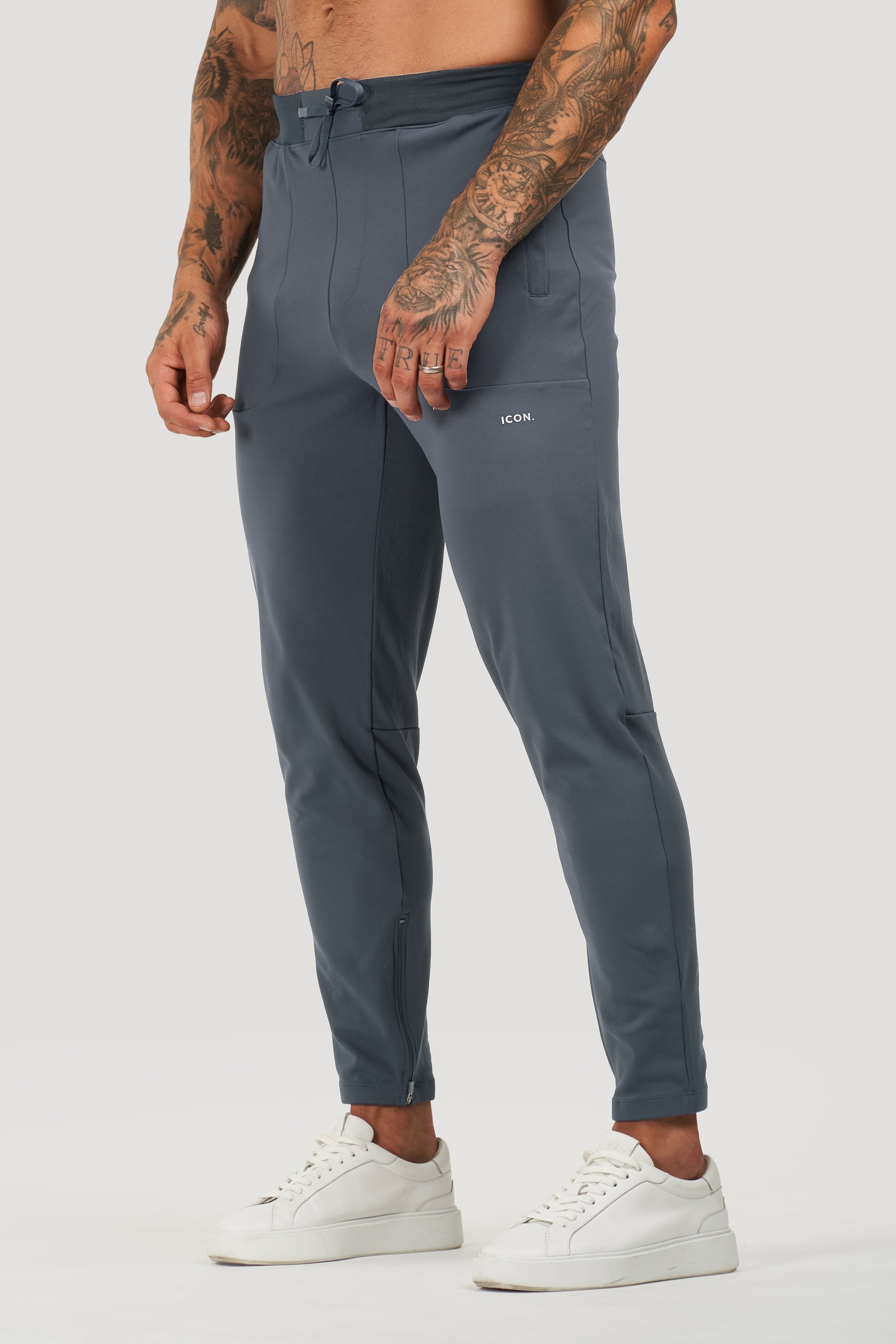 Los pantalones activos del icono