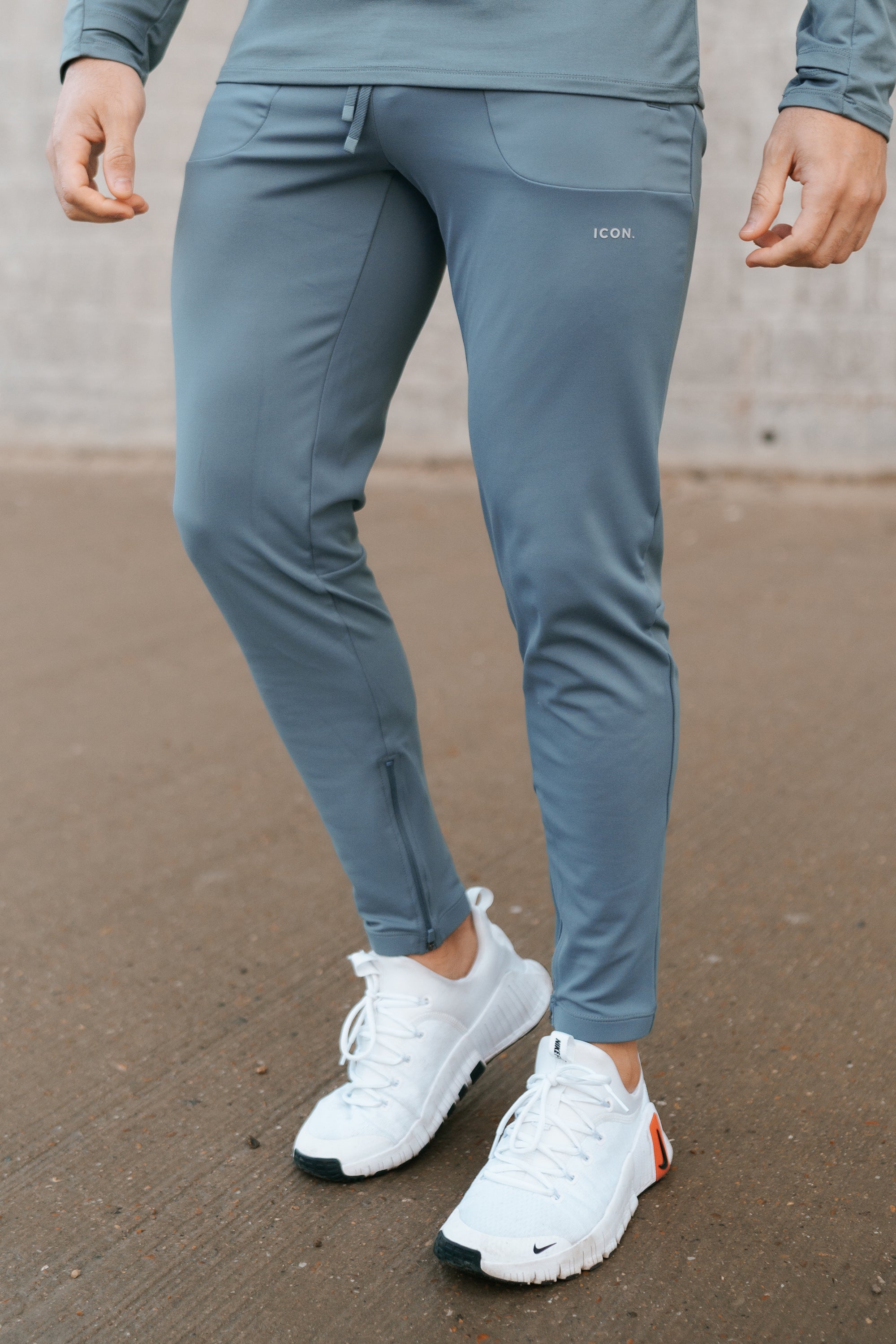 Los pantalones activos del icono