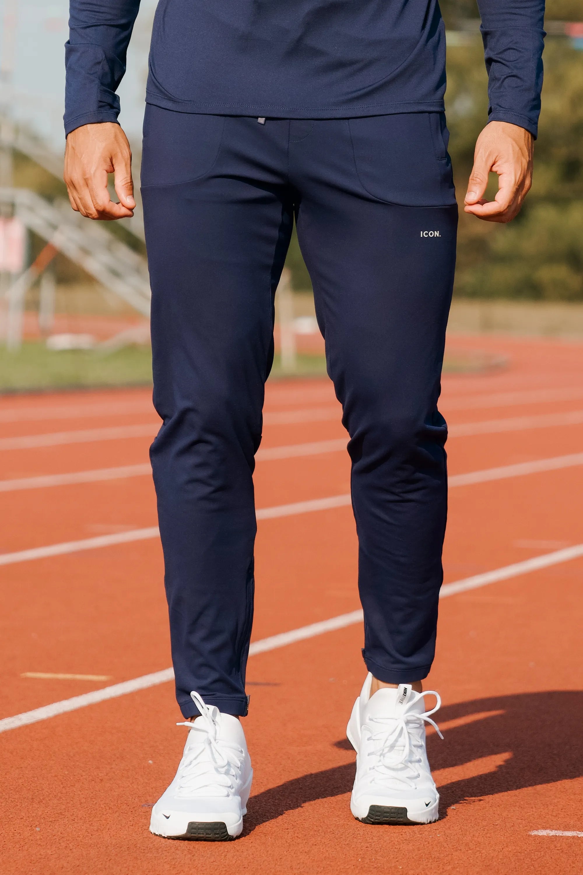 Los pantalones activos del icono