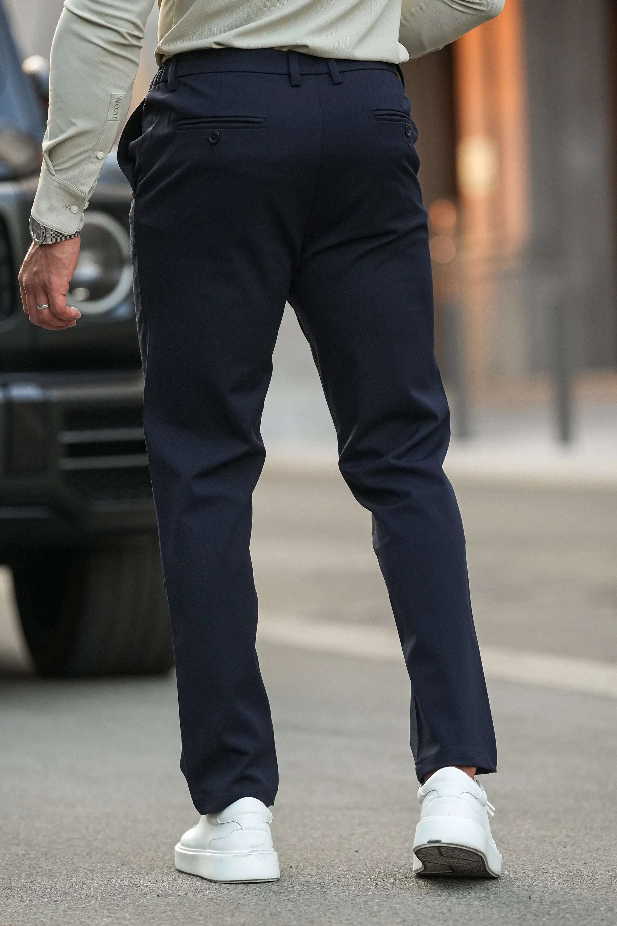 Los pantalones de Lauro